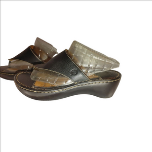 Born Emmy Sandals Size 7